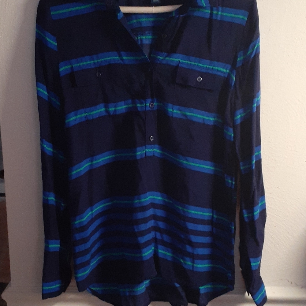 Old navy shirt